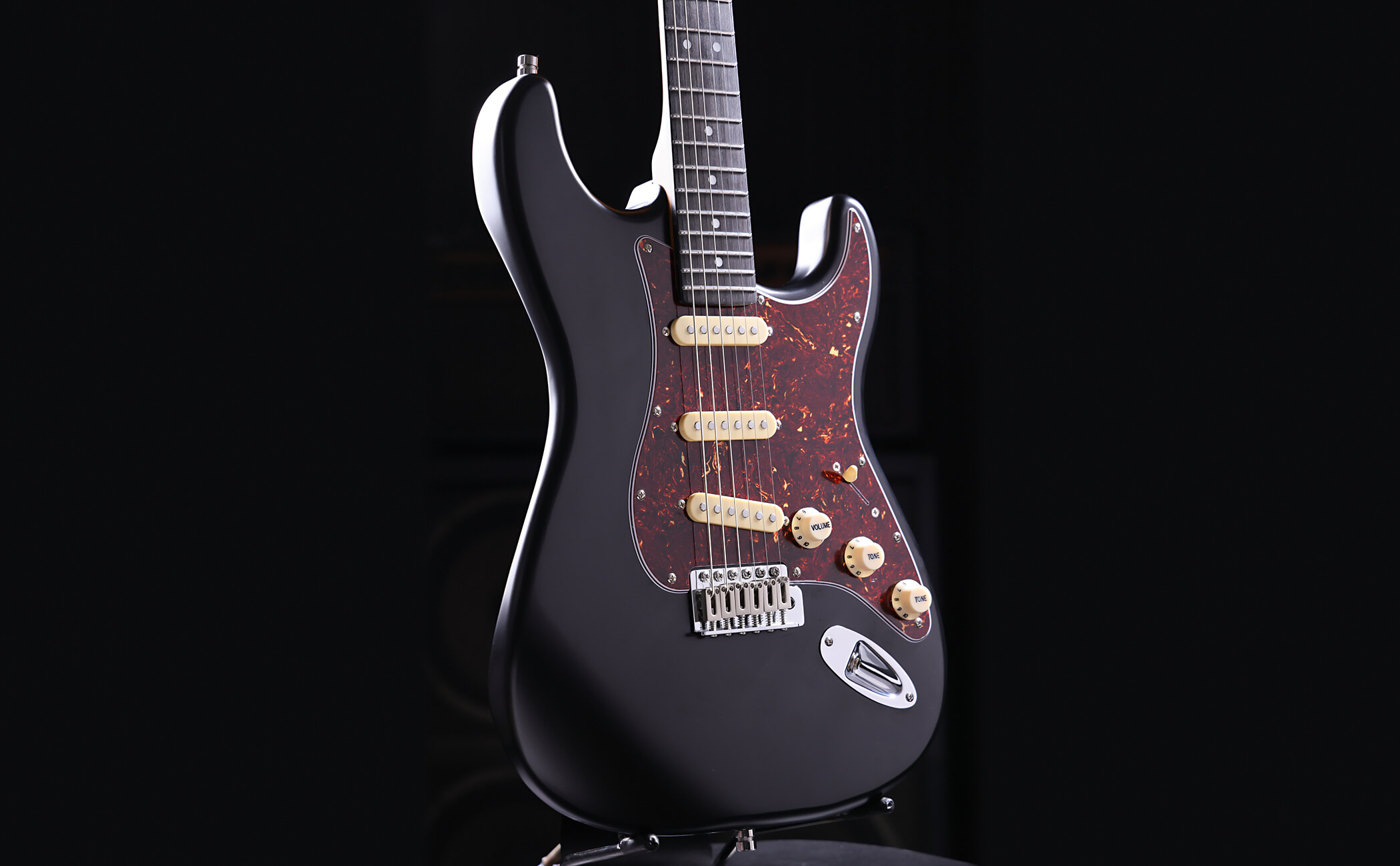 Patina Guitars - Home Banner 03